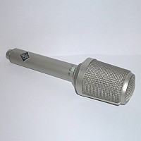 Neumann Neumann KM76