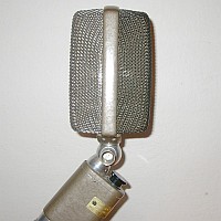 AKG AKG D30