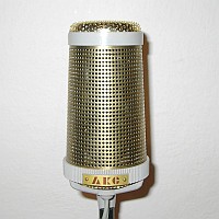 AKG AKG D88